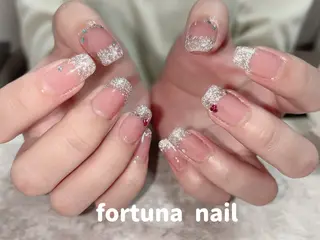 ネイル Nail •Head スパFortunaのネイルデザイン