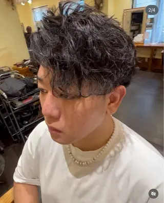ショート パーマ メンズ 曲がる縮毛矯正 バレイヤージュ森田のヘアスタイル