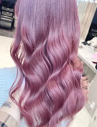 セミロング ワンズリー中明度 店舗公式のヘアスタイル