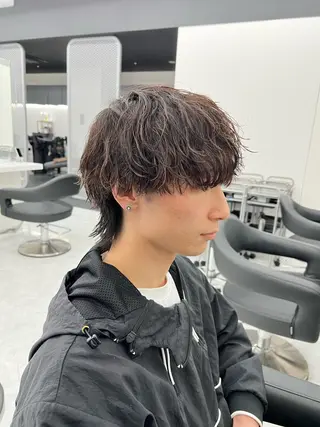 ミディアム パーマ メンズ メンズパーマ特化 TAIGAのヘアスタイル