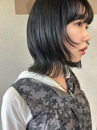 ミディアム カラー Fujii Naoのヘアスタイル