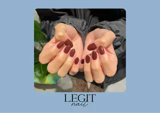 ネイル LEGIT nail AKARIのネイルデザイン