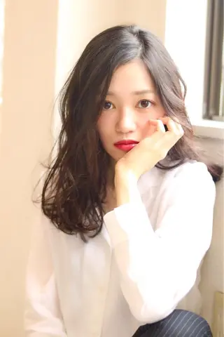 ミディアム 植野/新宿 高田馬場のヘアスタイル