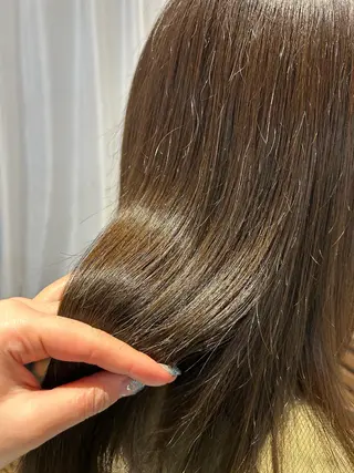 カラー ナチュラルレイヤー |艶髪|AYAKOのヘアスタイル