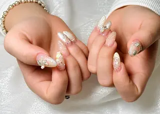 ミディアム ティキ Pono Nailsのネイルデザイン