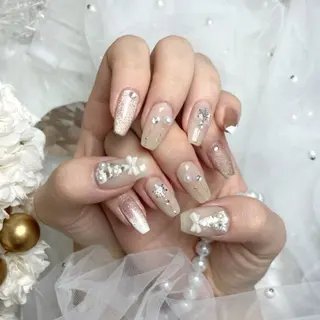 ネイル Re;lio AKIのネイルデザイン