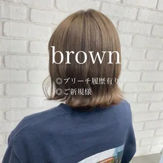 ショート カラー ブリーチカラー🫧 森　凪沙のヘアスタイル