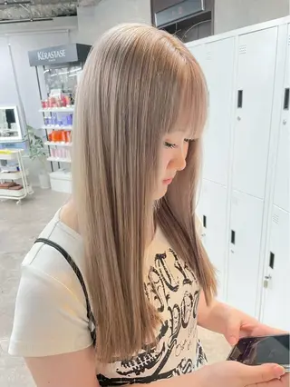 ロング カラー limit ユイカ/ ハイトーンカラー💫のヘアスタイル