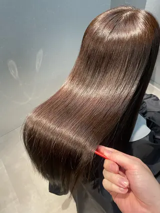 ロング 美髪縮毛矯正メーカー 認定【山田カナト】のヘアスタイル
