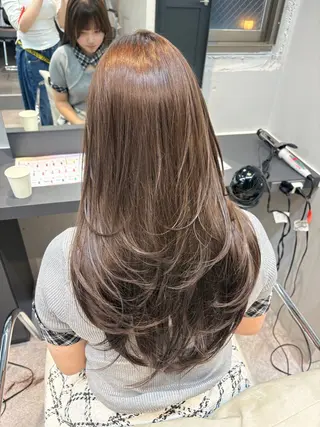 ロング カラー 🍀カラー特化透明 感ベージュ｜けいなのヘアスタイル