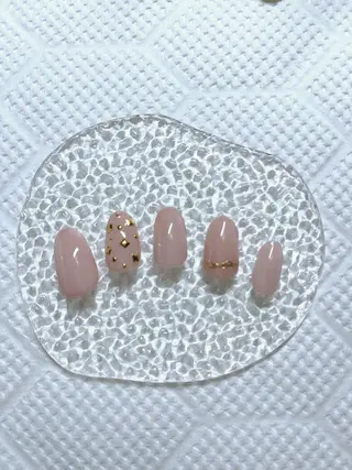 ネイル レイレア ネイルルームのネイルデザイン