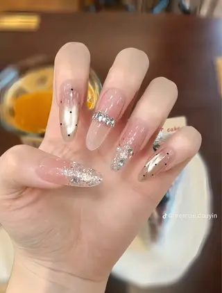 ネイル Dyo Nail_Royalのネイルデザイン