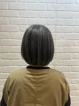 ショート カラーお任せ下さい ✨️おかだまなみのヘアスタイル