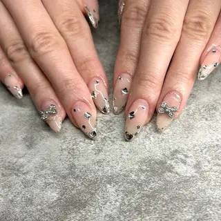 ネイル L' eclatのネイルデザイン
