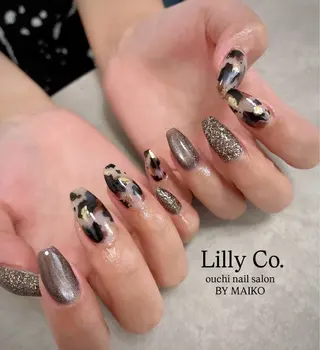 ネイル Lilly Co.のネイルデザイン