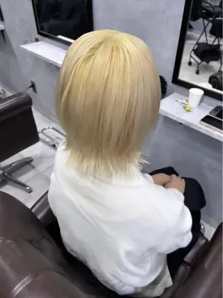 カラー TOMOKA ブリーチカラー🌟のヘアスタイル