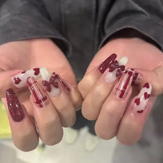 ネイル 栗田 ゆう子のネイルデザイン