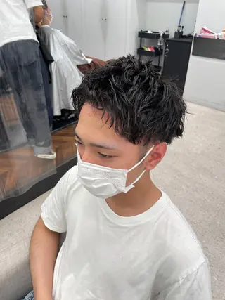 メンズ 京都河原町 メンズパーマ助川龍哉のヘアスタイル