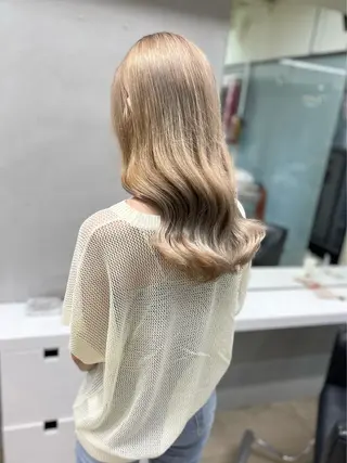 カラー yasuハイトーン/ デザインカラーのヘアスタイル