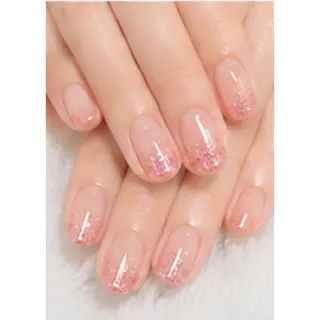 ネイル LAVISH sakiのネイルデザイン