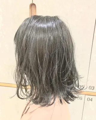 ミディアム 斉藤大河 カラー/縮毛矯正のヘアスタイル