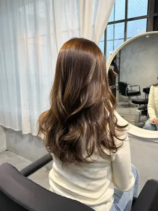 セミロング カラー 【銀座】艶髪/上品な カラー特化/涼/駅近のヘアスタイル