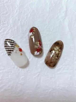 ネイル レイレア ネイルルームのネイルデザイン