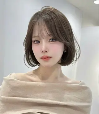 ショート 韓国風レイヤーカラー ライムのヘアスタイル