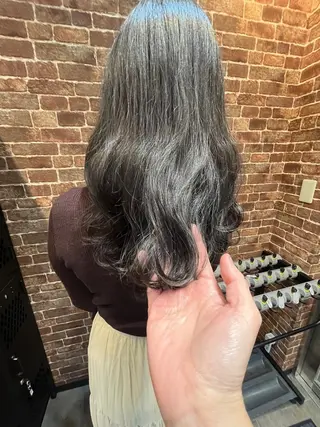 セミロング カラー パーマ ヘアアレンジ メンズ キッズ ネイル マツエク・マツパ 久木原 ゆりのヘアスタイル