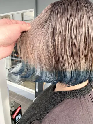 ショート カラー ヘアアレンジ lani ブリーチ /ダブルカラーのヘアスタイル