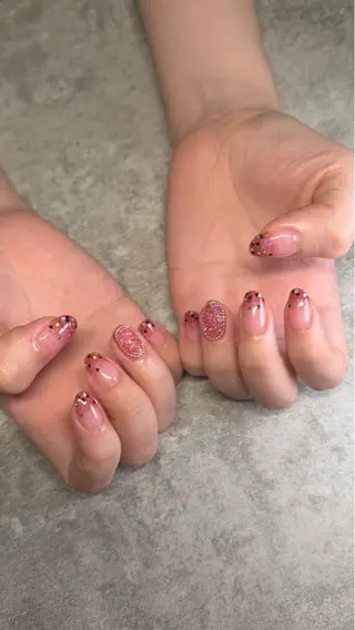 ネイル shino🌟 痛ネイルのネイルデザイン