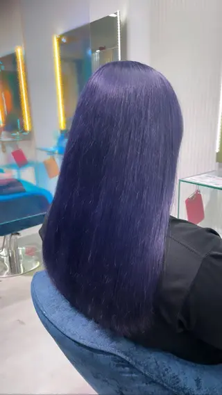ロング カラー Mii. 内田萌々のヘアスタイル