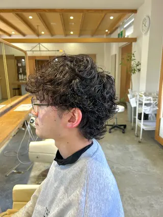 ショート パーマ メンズ 佐藤 悠生 メンズパーマ.カットのヘアスタイル
