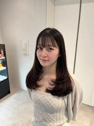 ロング カラー 岡藤 里菜のヘアスタイル