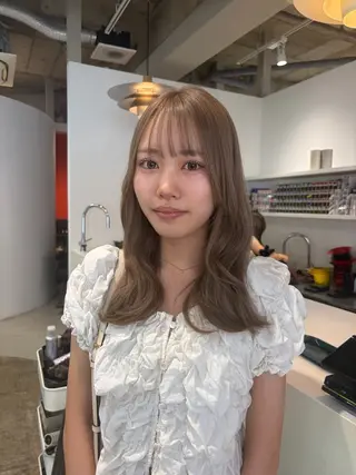 セミロング mihane fit hueのヘアスタイル