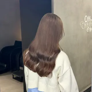 カラー LENA🎀 ハイトーン/エクステのヘアスタイル