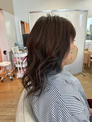 カラー 山本 瑠華のヘアスタイル