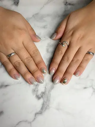 ネイル with hues AYAのネイルデザイン