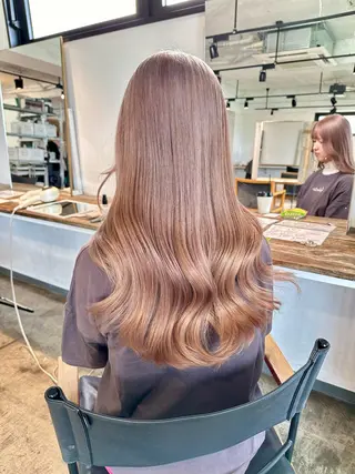 ロング カラー ✨艶ブリーチカラー ✨四ノ宮裕己のヘアスタイル