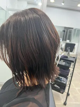 ミディアム tomo MiND HAiRのヘアスタイル