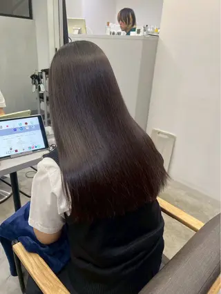 ロング パーマ 韓国×艶ハイトーンが かわいい✨️リオ🍒のヘアスタイル