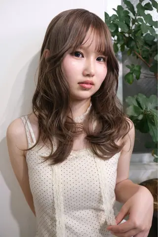 セミロング カラー ness 一花のヘアスタイル