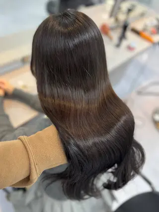 ロング Rita/髪質改善/ ブリーチなしWカラーのヘアスタイル