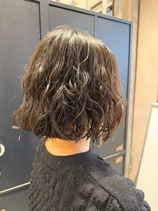 ミディアム パーマ ワタナベ カノ🌼のヘアスタイル