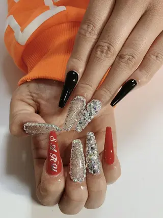 ネイル ･:*+.✳︎˚✧₊ MAKI NAILのネイルデザイン