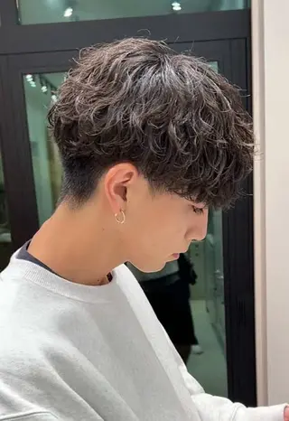 ショート パーマ メンズ 天野 由基のヘアスタイル