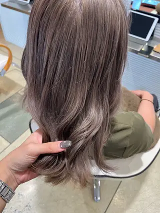 ミディアム ☁️彦坂唯有/ 透明感カラー☁️のヘアスタイル