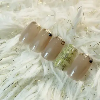 ネイル Legit nail salonのネイルデザイン