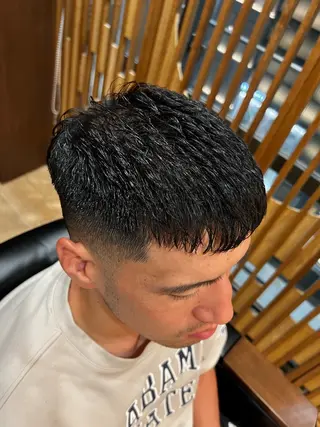 ショート パーマ 大久保 竣太のヘアスタイル