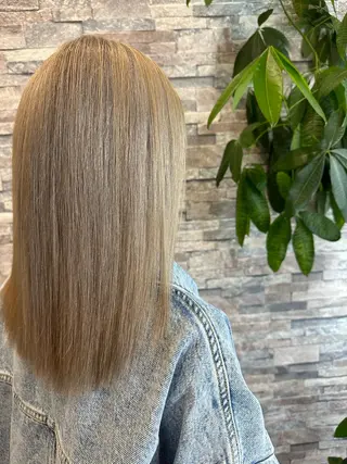 セミロング カラー 🫧アレンジ・髪質 改善maica🫧のヘアスタイル